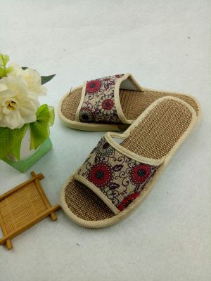 Cotton and linen slippers for men and women in domestic rooms, anti-skid and air-blowing, soft and wooden thick floor, cool slippers in summer