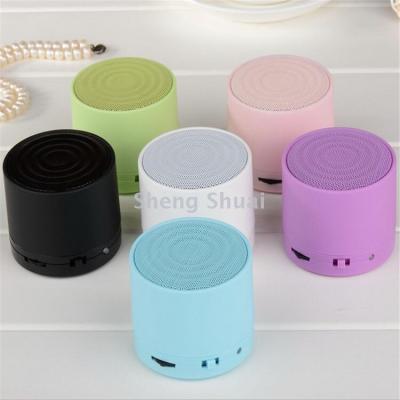 New wholesale S10 candy cannon mini bluetooth speaker wireless plug-in in card bluetooth audio band FM radio