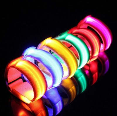 USB charged LED luminescent wrist with luminous bracelet and bracelet