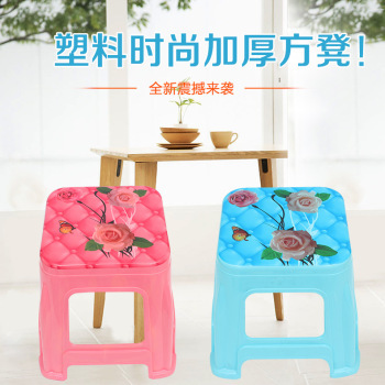 Yiwu daily necessities plastic stool fashion thickening printing square stool plastic stool plastic stool stoo
