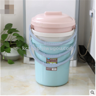 Plastic bucket with cover for household storage