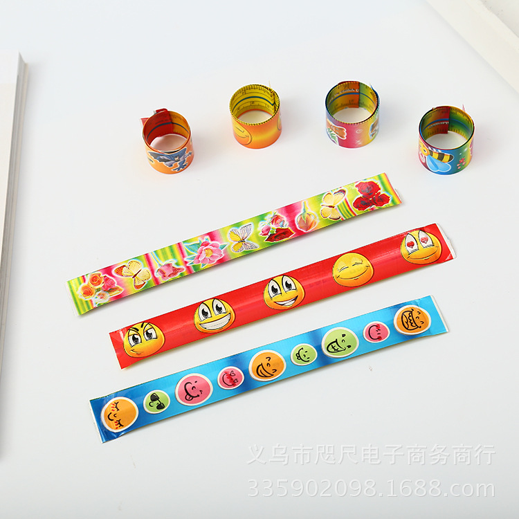 厂家直销pvc啪啪圈儿童环保手环 儿童玩具礼品精美啪啪圈手环收缩