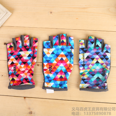 Car Knight Spring and Summer Outdoor Ice Silk Mountaineering Fitness Cycling Photography Sun Protection Thin Men's and Women's Half Finger Sports Gloves.