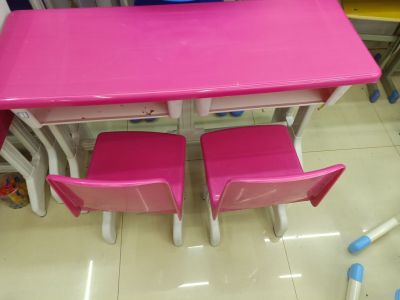 The Child double table red