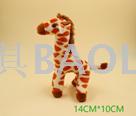 Bo le fine giraffe plush small pendant wedding ceremony throwing claw machine doll 4-inch wedding factory direct sale