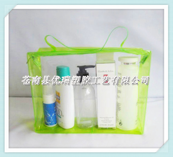 厂家生产电压PVC拉链袋 手提PVC购物包装袋 透明PVC化妆品袋定制