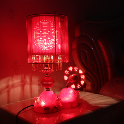 Wedding Celebration Wedding Supplies Bedroom Fan Bedside Lamp Wedding Table Lamp Red Beacon Double Happiness Wedding Room Decorative Gift