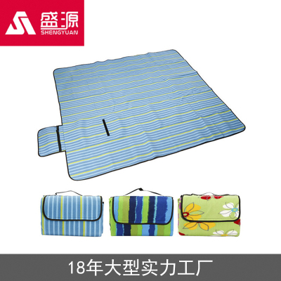 Manufacturer direct sale 2*2m large flannelette picnic mat waterproof moisture-proof pad baby crawling pad beach mat