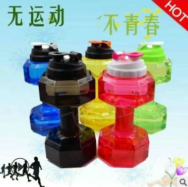 Creative large-sized dumbbell kettle fitness sports water cup 2200L outdoor plastic sports water cup kettle