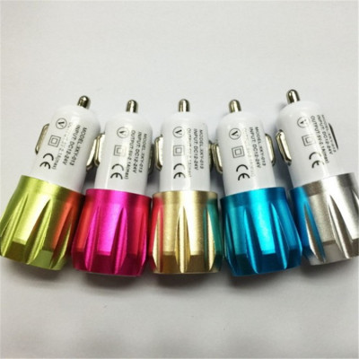 The new aluminum alloy car charging double USB hair halo car charger dual metal color crown