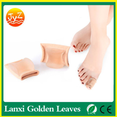 Big toe outer turn orthopedic device silica gel toe separation protective sleeve
