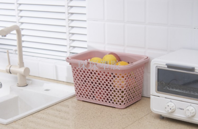 Imitation of hollow rattan weaving handbasket 6.8L plastic storage frame packaging frame storage basket bath basket