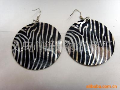 Supply fashion shell earrings = environmentally friendly spray earrings