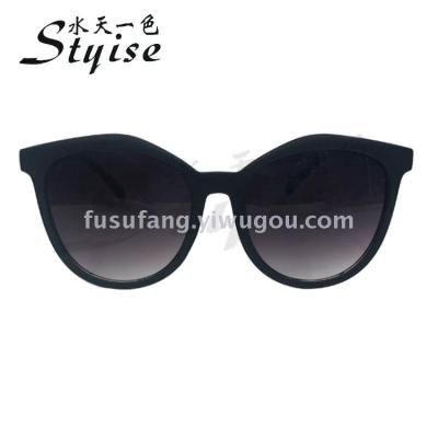 Fashion new butterfly big frame personality sunglasses fashionable sunshade and uv protection sunglasses 4111