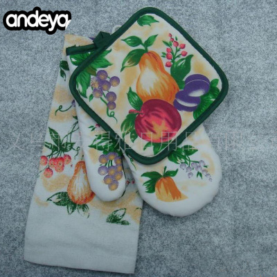 Fashion cartoon heat proof heat proof oven glove mat towel three-piece set