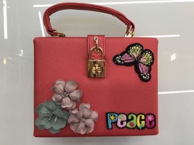 Upscale hand messenger bag makeup bag dinner bag in the evening dress bag in PU decal fashion woman bag