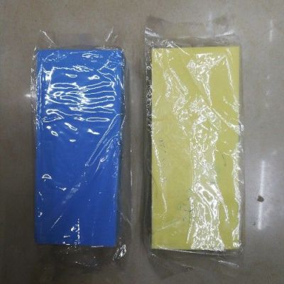 Square cotton, good quality, strong water absorption.