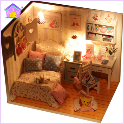 Hongda handmade diy house toy guangzhou foreign trade birthday gift creative toy decoration gift doll house