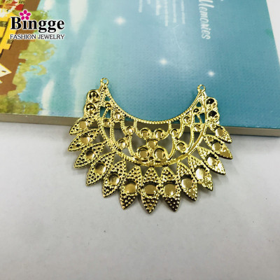 Manufacturers direct metal sheet accessories hollow out flower pieces DIY jewelry clothing accessories