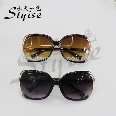 Classic elegant large - framed ladies sunglasses protect against uv trend sunglasses 88044
