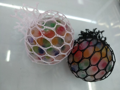 5.0 black net white net release ball water ball ocean baby pinched toy grape ball boring decompression