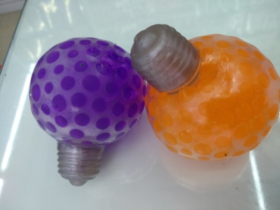 Creative release toy hand pinch light bulb grape ball adult release pressure relief toy ocean baby pinch joy
