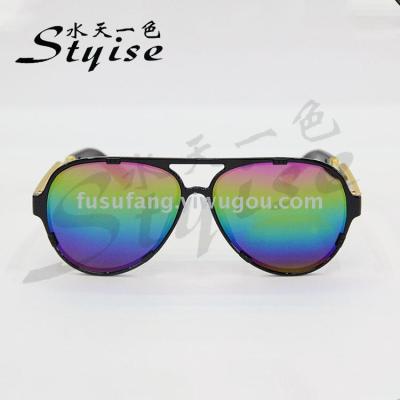 The stylish twin-liang men and women wear the same type of seven-color quicksilver sunglasses to drive sunglasses 908c