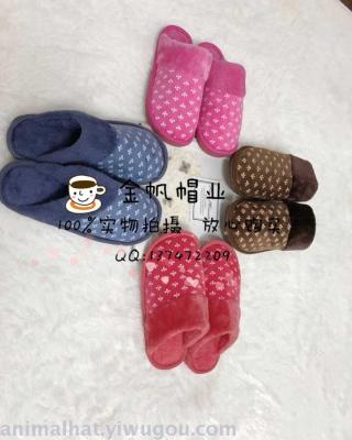Domestic and foreign sales of winter slippers men and women air base spot four-leaf cotton slippers indoor slippers