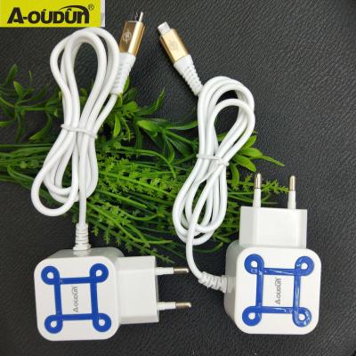 Dual USB charger multi-port mobile phone charging head European standard American standard 2A quick charger