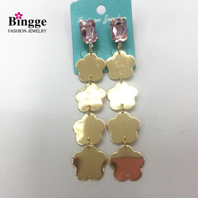Foreign trade new metal smooth face plum flower tassel earrings hot sales hot style pendant yiwu jewelry manufacturers direct sales