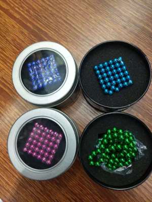 Manufacturers direct buck ball magnetic ball magic ball decompot rubik's cube toys holiday gifts