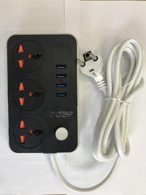 Black plug and socket with 3 USB 2 meter European plug
