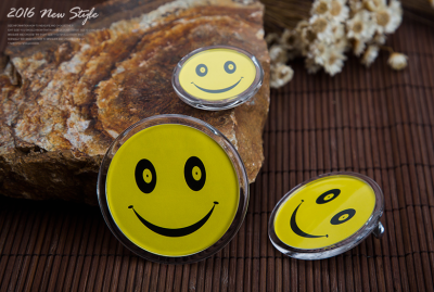 The transparent acrylic smiley face badge smiles for your service smiling face card employee badge badge name badge