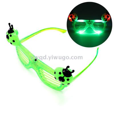 Factory Direct Sales LED Flash Glasses 2018 Blinds LADYBIRD Glasses Children's Luminous Toys