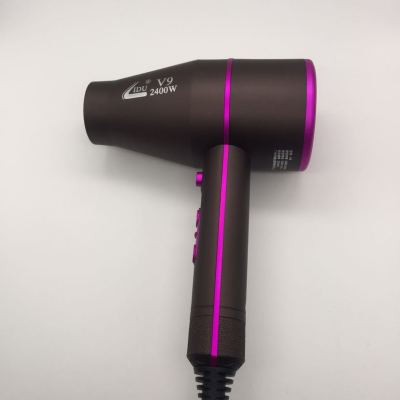 The new hair dryer is simple, light and convenient for many occasions, home, hotel and travel