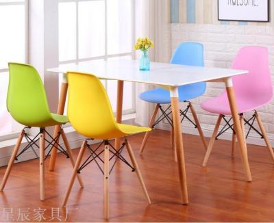 Factory Wholesale Hot Selling Eames Dining Chair Nordic Fashion Solid Wood Chair Plastic Office Chair Armchair Dining-Table Chair