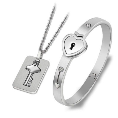 Tiktok Heart-Shape Lock Key Bracelet Pendant Couple Necklace Carved Suit Birthday Gifts for Men and Women Special Present to Girl