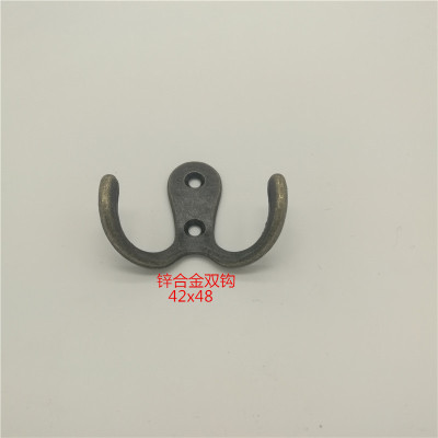 Manufacturers wholesale quality hook zinc alloy double hook to sample customized new hook