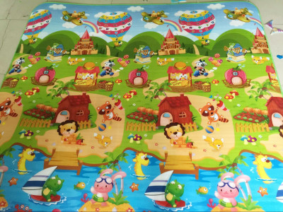 Cheap 0.5 thick 200by180cm puzzle cartoon baby crawling pad multi-functional outdoor pad PE pad