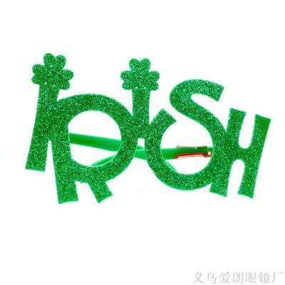 Sparkle pink four-leaf clover Irish festival letter shaped party glasses