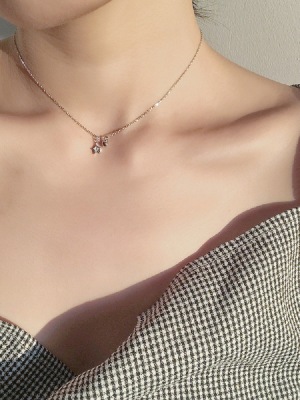 The 925 pure silver necklace short female clavicle chain small pendant simple personality retro student neck accessories gifts
