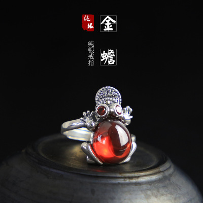 S925 silver ring ladies Thai silver retro inlaid red garnet wealth and fortune gold toad silver ring can be remedied