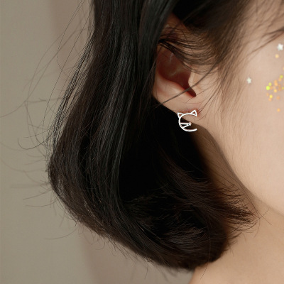 The S925 pure silver cute cat ear nail cat girl ornament web celebrity Korean fashion creative simplicity