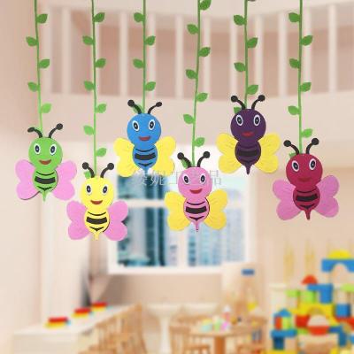 Non-woven hanging decoration environment decoration classroom corridor decorated smiling flower sailing bee