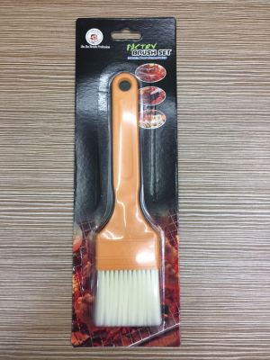 BBQ brush with plastic handle