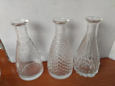 High-grade diamond glass aroma bottle, spot supply, manufacturers direct sales