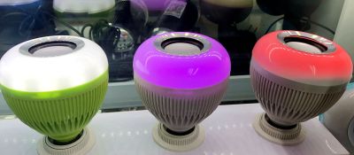 Can sing fashionable bluetooth remote control music bulb