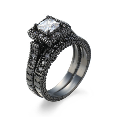 Rongyu wish amazon's new hot style black gold zircon ring is a two-piece set of wedding diamond rings for friendly couples in Europe and the United States