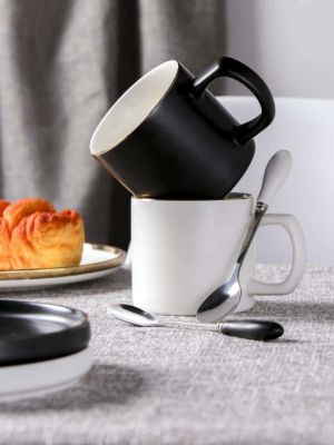 Black and white simple Nordic style 250ml ceramic coffee cup and mug set with spoon
