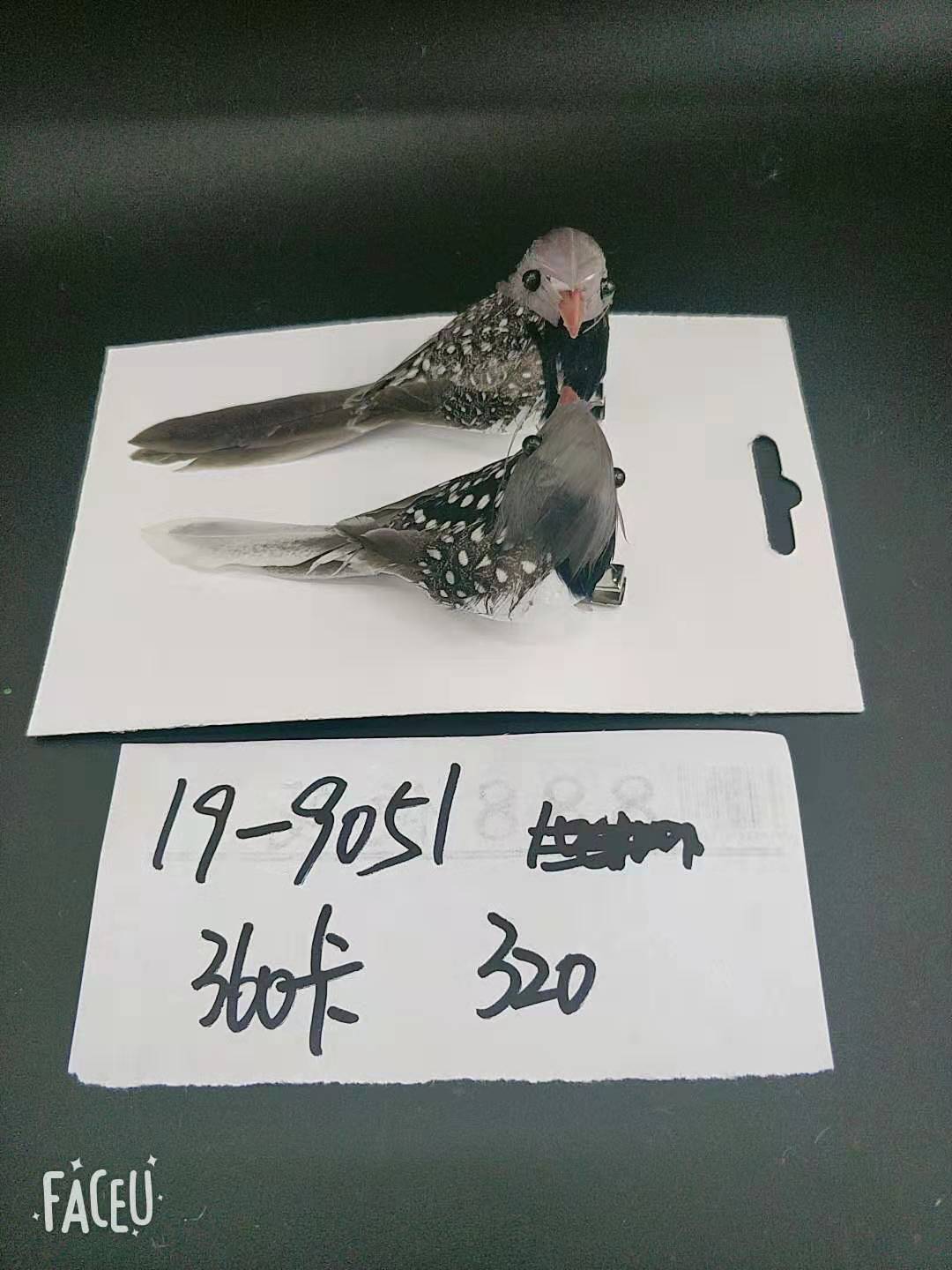 本工厂源头供应羽毛鸟，圣诞树，天使，猫头鹰等一系列产品